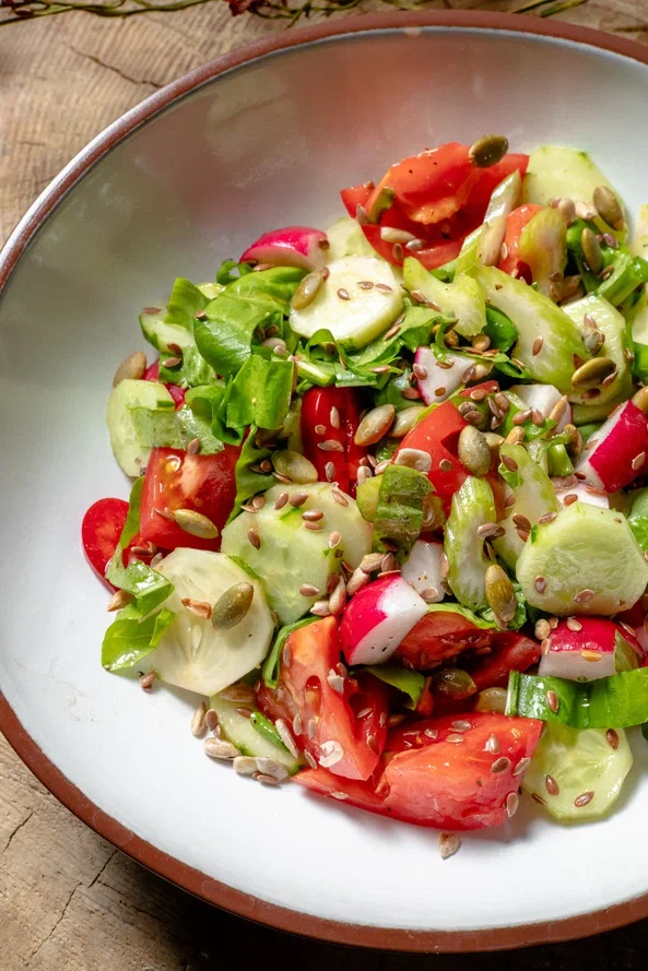 Салат из фермерских овощей